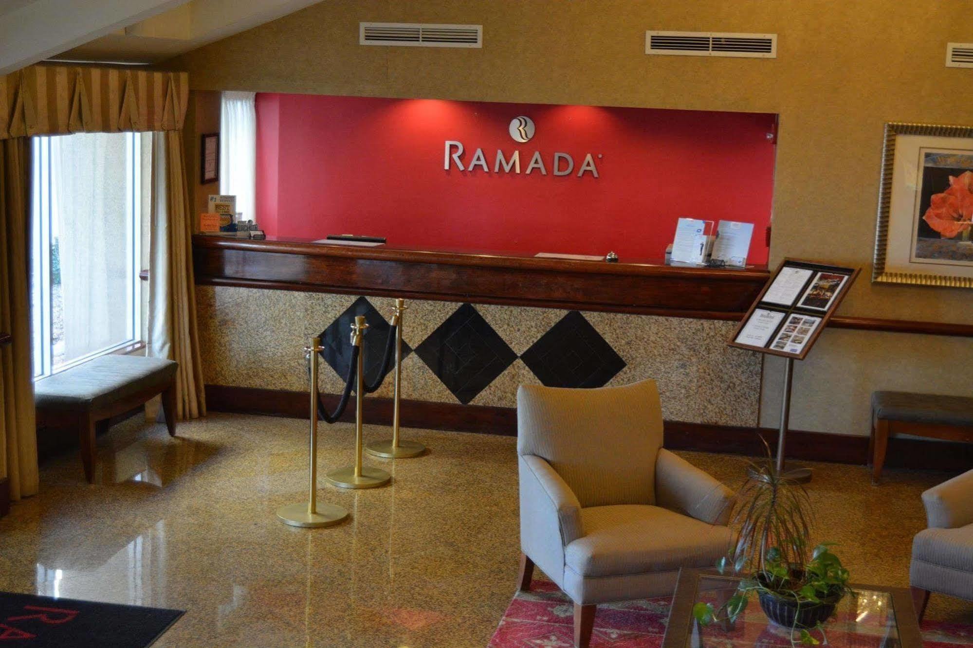 รามาดา บาย วินด์แฮม วิชิตา แอร์พอร์ต Hotel วิชิต้า ภายนอก รูปภาพ